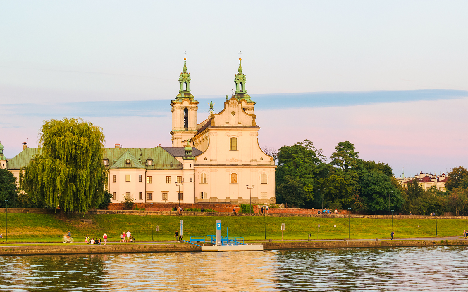 Kayalıktaki Kilise (Kosciol na Skalce) 