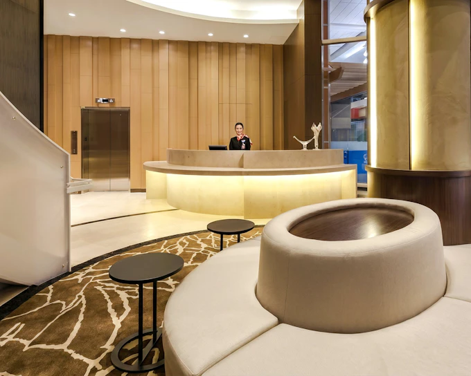 Vancouver International Airport: Plaza Premium Lounge at Domestic Departures, Gate B15