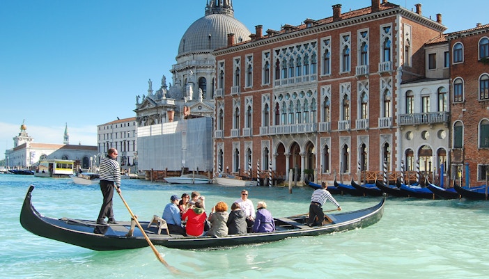 Gondelvaart Venetië