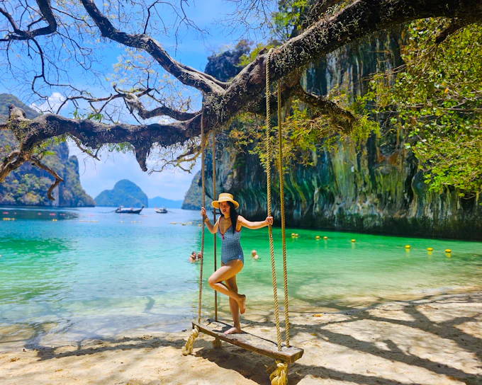 Krabi Private Longtail Boat Island-Hopping Tour from Ao Nang