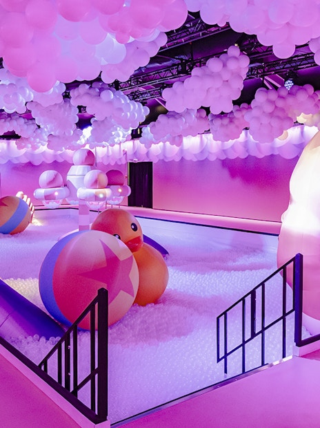 Interactive bubble-themed exhibit with colorful inflatables at Bubble Planet, Seattle.