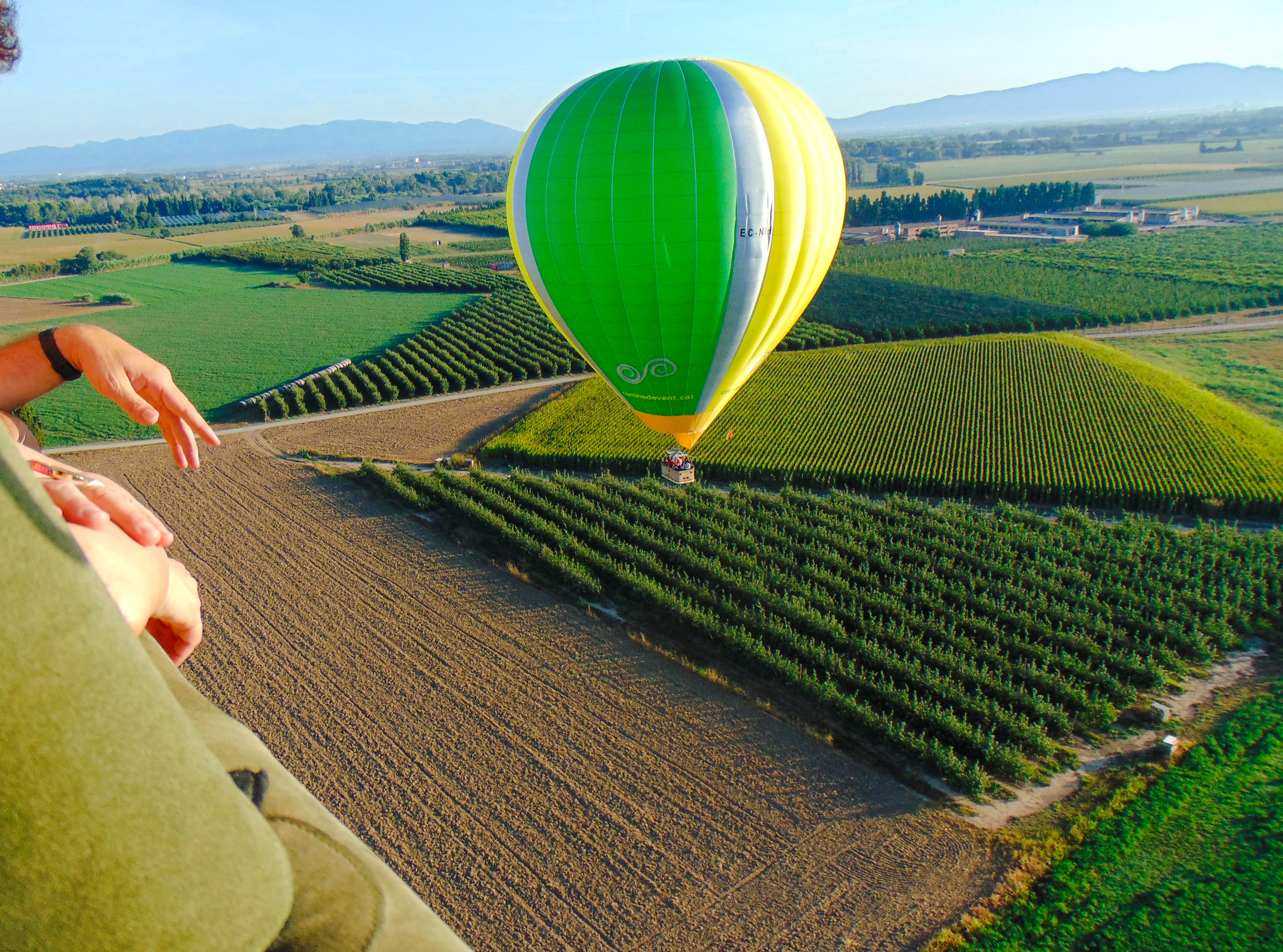 Barcelona Hot Air Balloon Flight Over Catalonia with Cava Toast Image 6