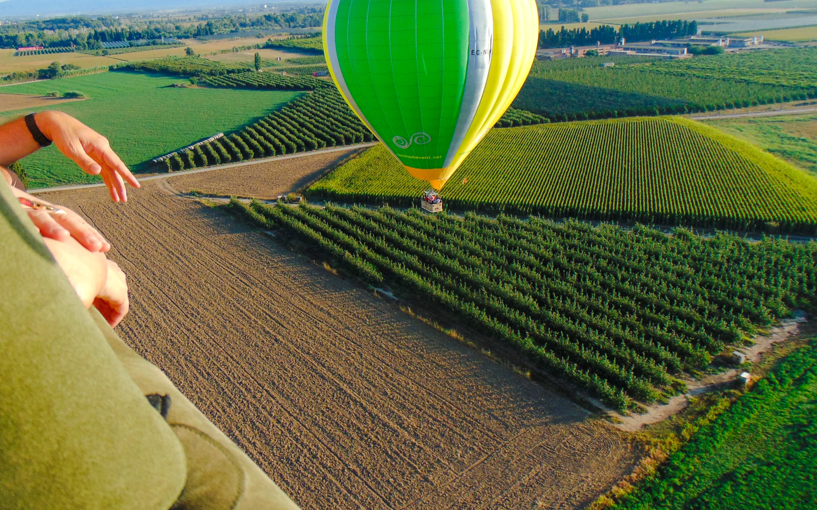 Barcelona Hot Air Balloon Flight Over Catalonia with Cava Toast Image 6