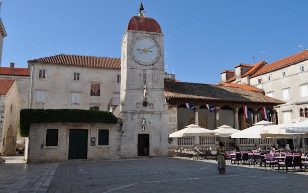 à partir de split : visite guidée de la forteresse de klis et de la vieille ville de trogir, avec arrêt photo panoramique et transferts-4