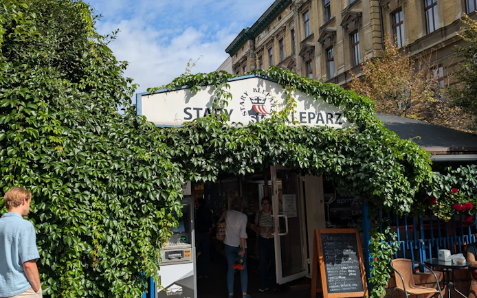 Krakow Small-Group Walking Tour with Local Storyteller & Insider City Highlights