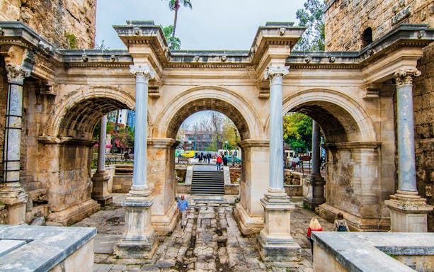 Hadrian's Gate in Antalya, part of the sightseeing city tour.