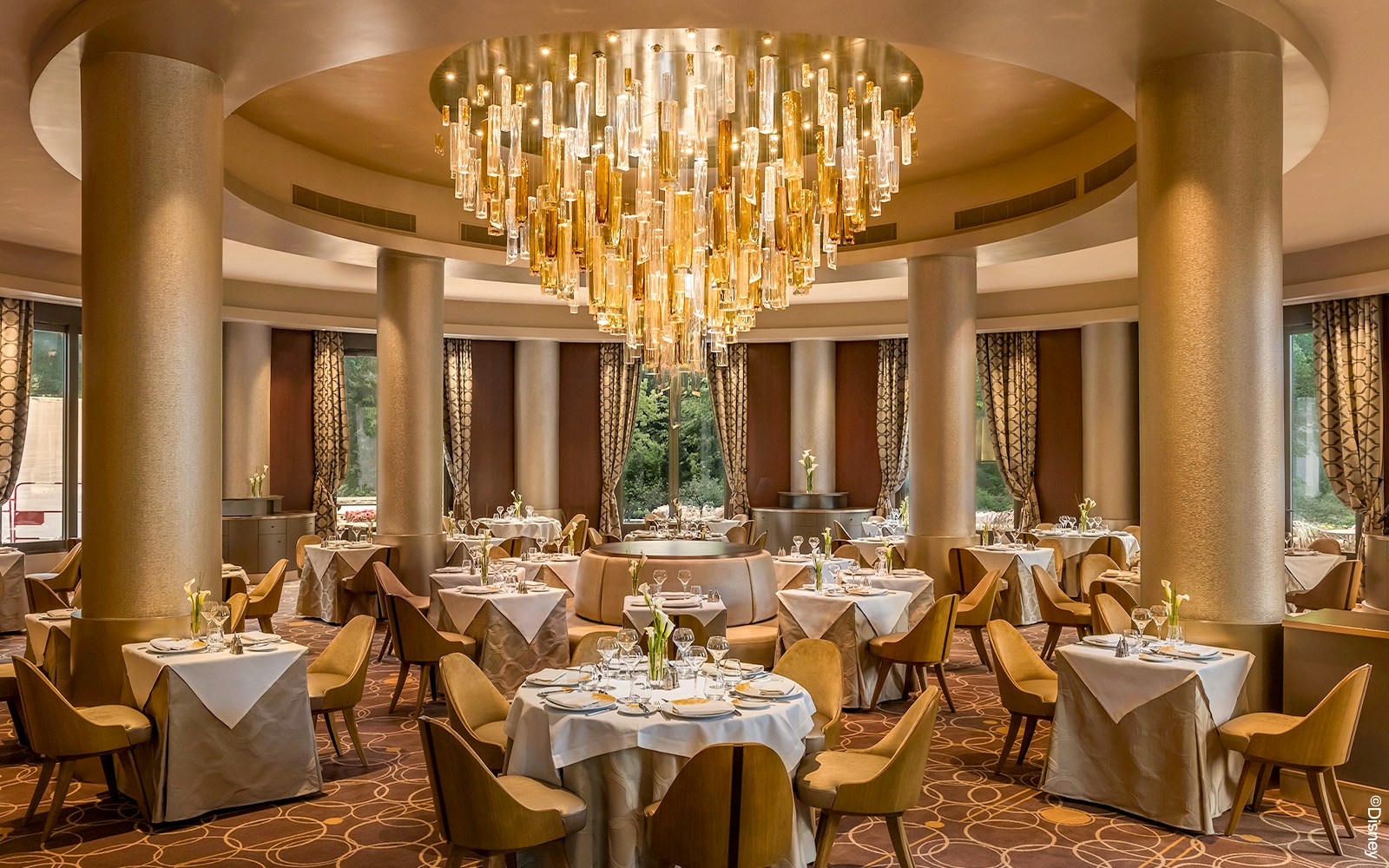 Manhattan Restaurant interior with elegant dining setup at Disneyland Paris.