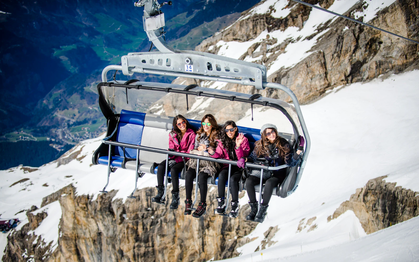 From Zurich: Mount Titlis Day Trip via Lucerne with Rotair Gondola
