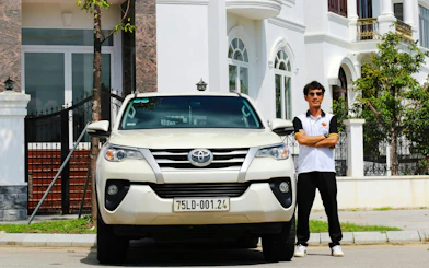 Private car and driver for Hue to Da Nang/Hoi An tour via Hai Van Pass.