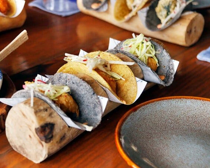 Puerto Morelos: Beachside Tacos & Town Tour with Tequila Tasting