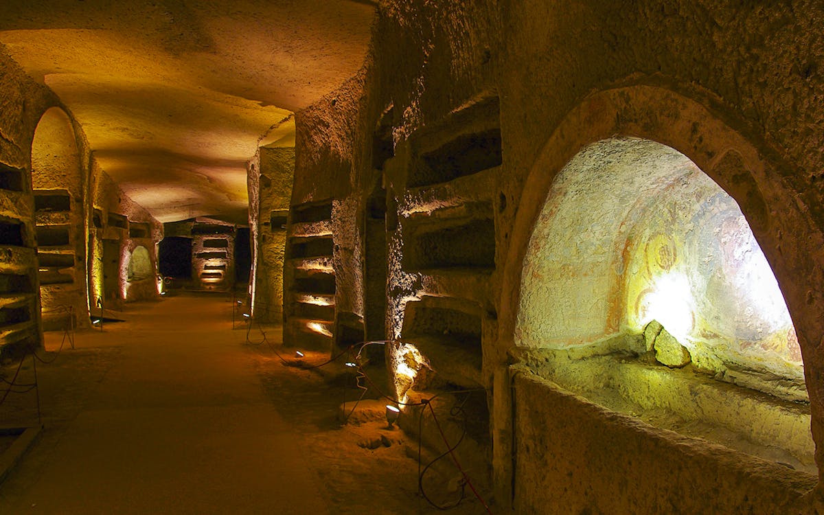visite guidée des catacombes de san gennaro-7 visite guidée des catacombes de san gennaro-7