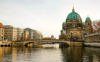 yerel rehber eşliğinde berlin özel yürüyüş turu-5