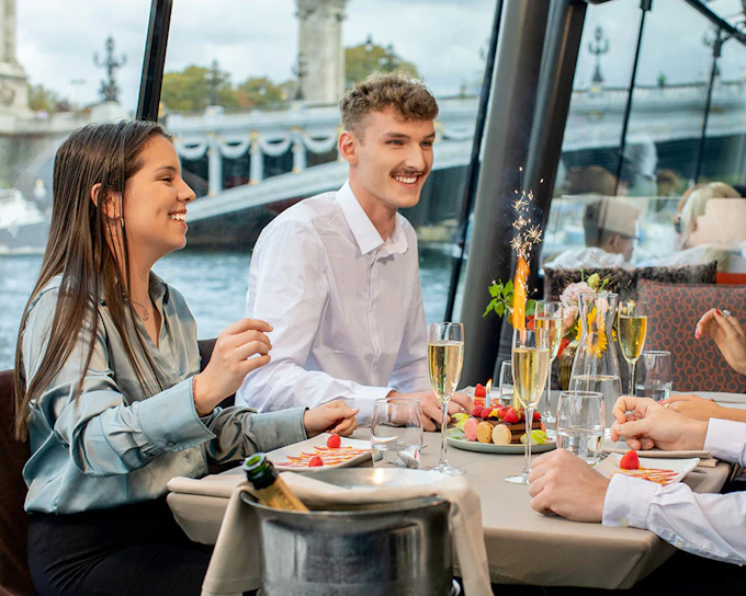 Bateaux Parisiens Seine River Lunch Cruise with French Menu