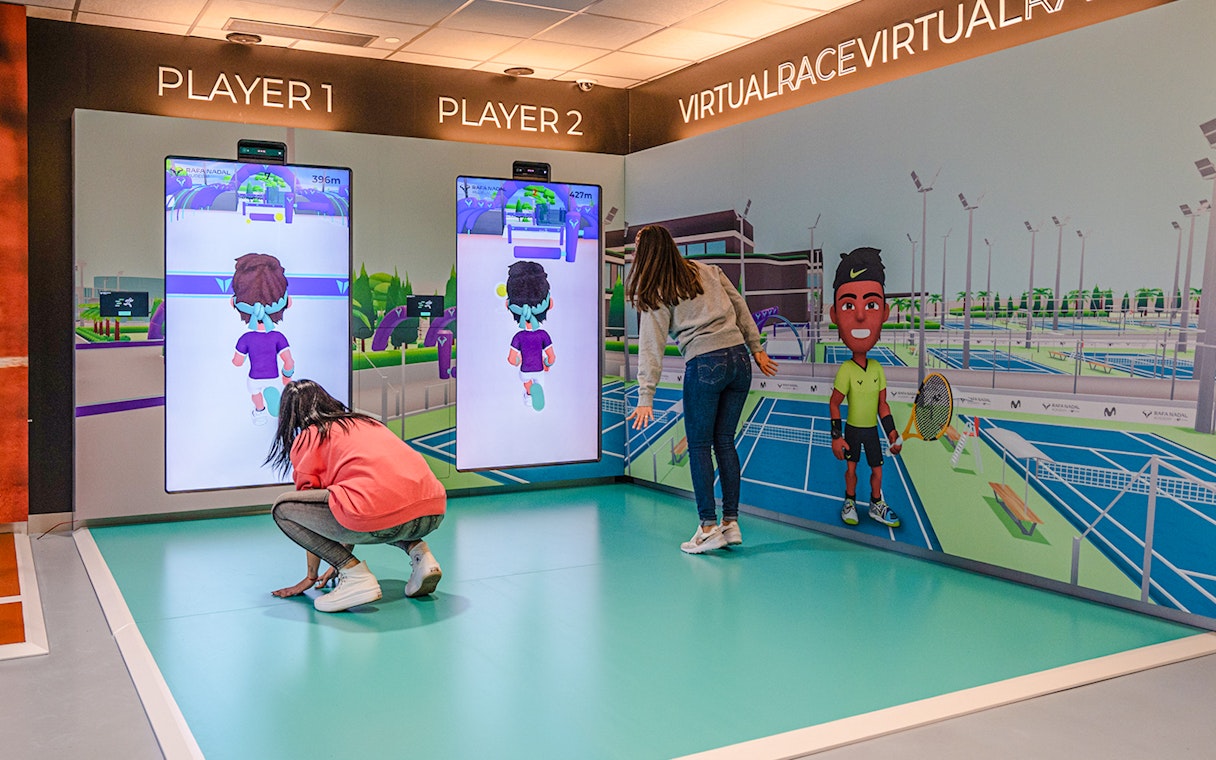 Interactive virtual race game at Rafa Nadal Museum Xperience.