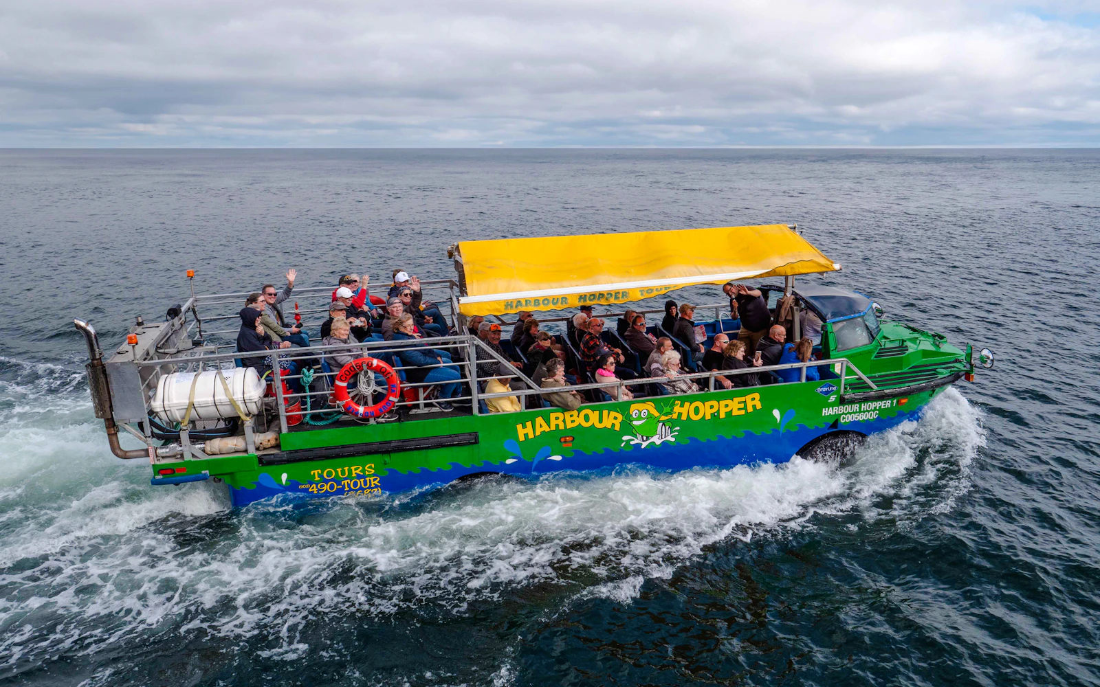 Halifax Harbour Hopper Land-and-Sea Sightseeing Tour Image 5