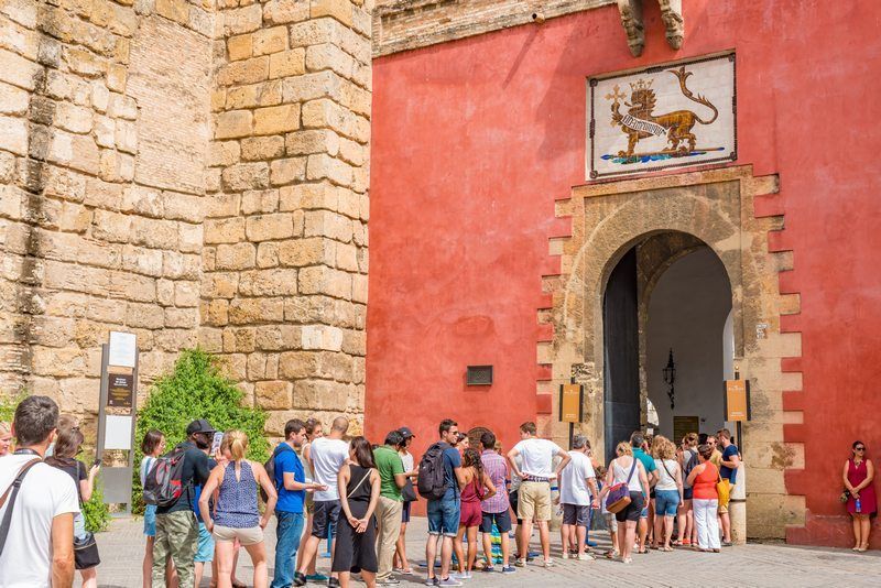 Alcazar Lion Gate line