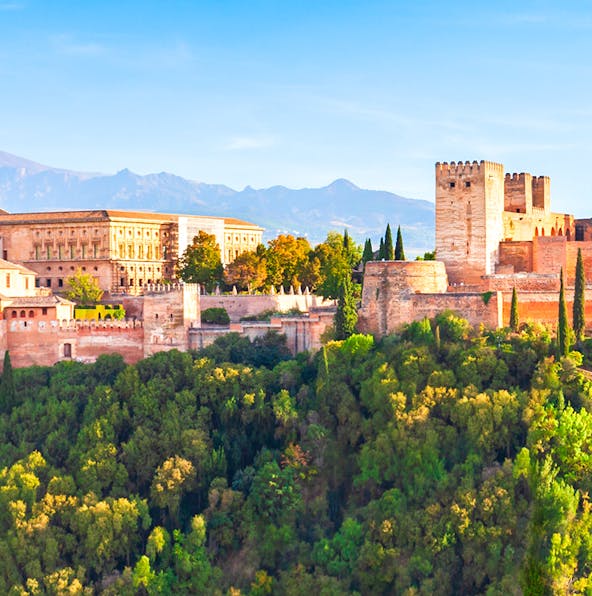 Alcazaba Granada: Learn about the fortress of Alhambra