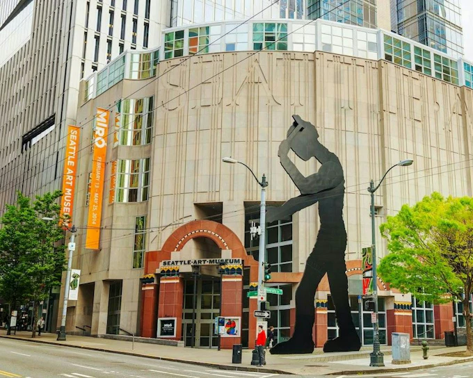 Seattle Harbor of Secrets Golden Mermaid Hunt: Self-Guided City Exploration Game