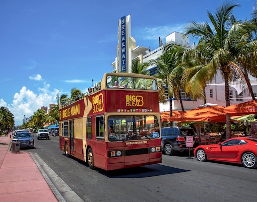 Tour of Miami in open double decker bus