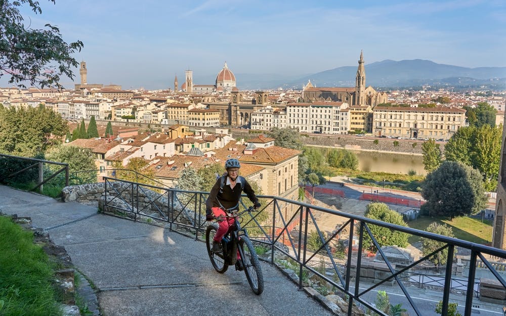 florence small-group e-bike tour to piazzale michelangelo with surprise tasting-3