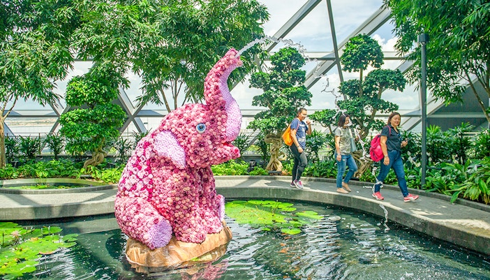 Topiary Walk, Jewel Changi Airport, Singapore.