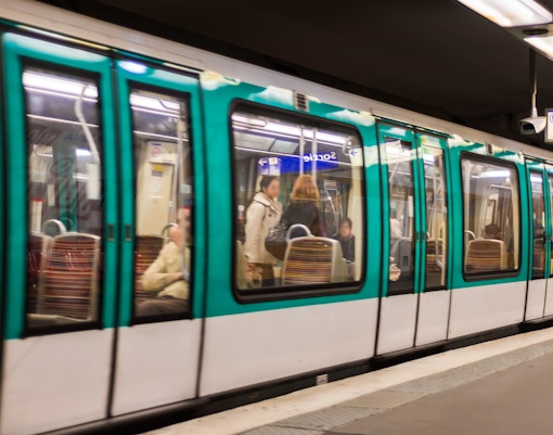 Paris Pantheon Adresse Metro