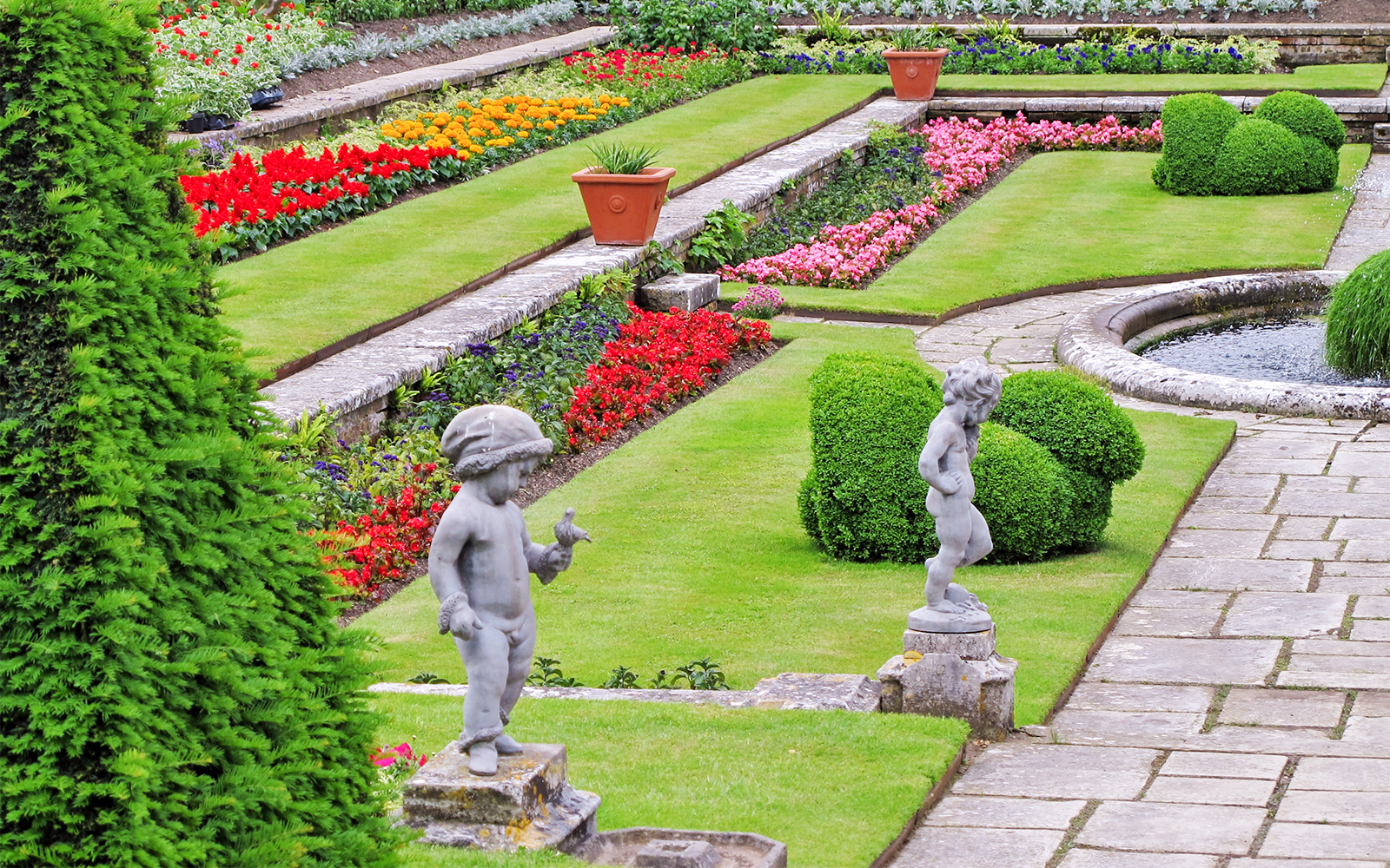 henry viii kitchen hampton court palace