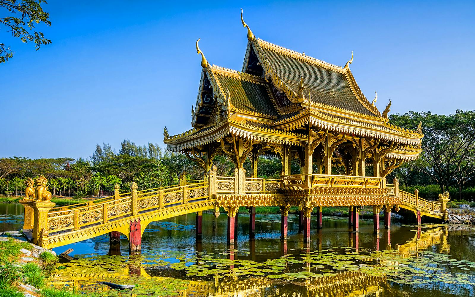 Ancient City & Erawan Museum | Mini Grand Palace Replicas