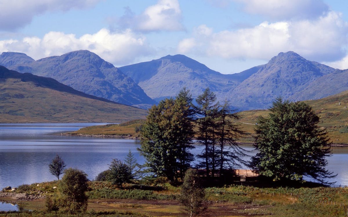 day tour of loch lomond, stirling castle & the kelpies from edinburgh-4 day tour of loch lomond, stirling castle & the kelpies from edinburgh-4