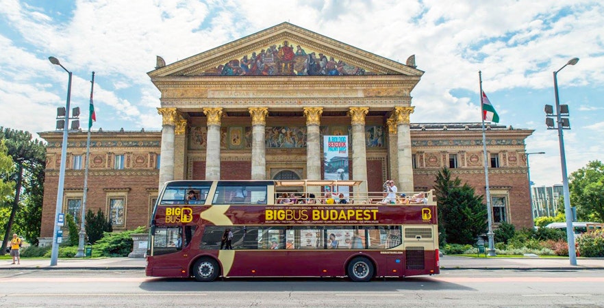 Big Bus Budapest Hop-on Hop-off Tours