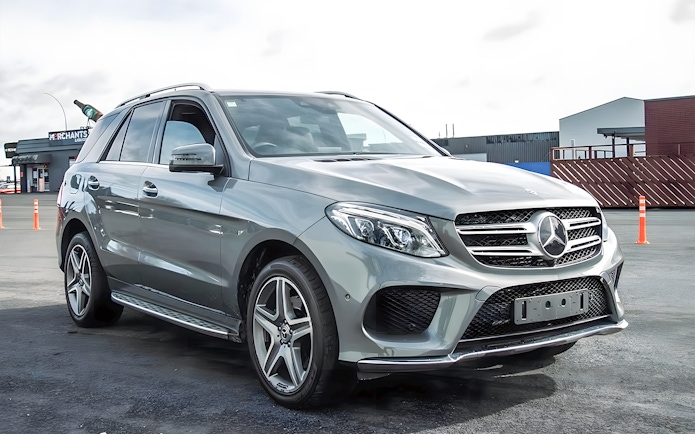 Transfer vehicle for Auckland to Hobbiton Movie Set tour.