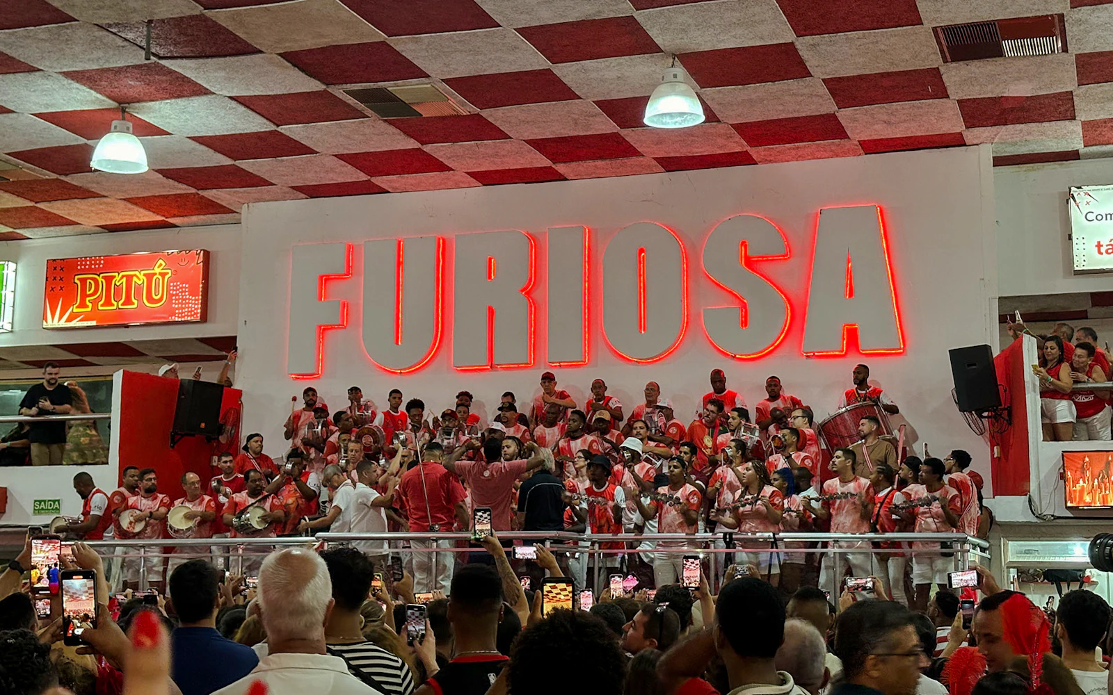 Rio de Janeiro: Salgueiro Samba School Carnival Rehearsal Experience