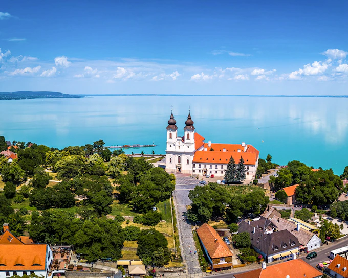 From Budapest: Lake Balaton Day Trip & Cruise