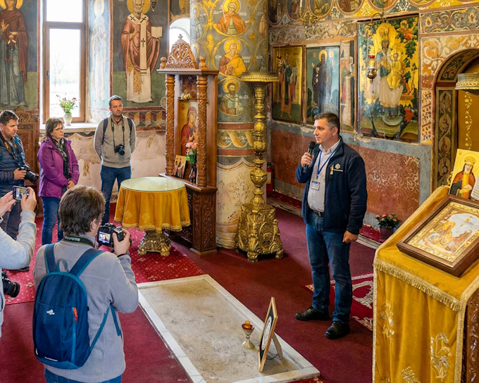 Dracula’s Tomb at Snagov Monastery & Slanic Salt Mine Day Tour from Bucharest