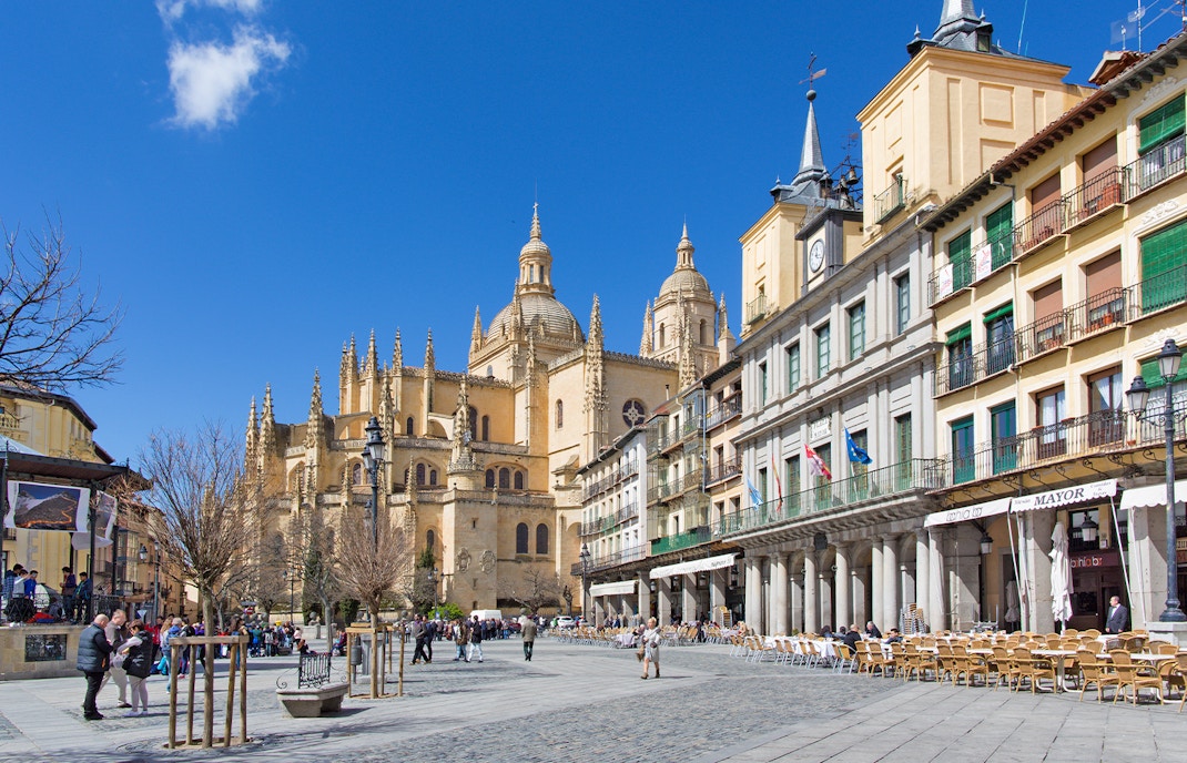 Plaza Mayor in Segovia with Segovia Cathedral in the background.