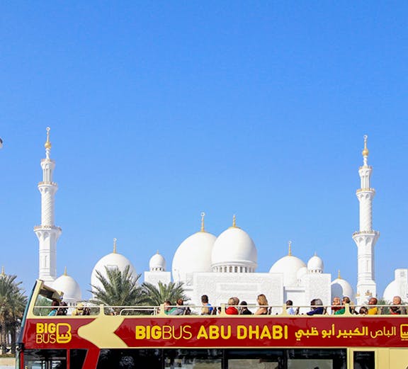 Big Bus Abu Dhabi in front of Sheikh Zayed Grand Mosque.