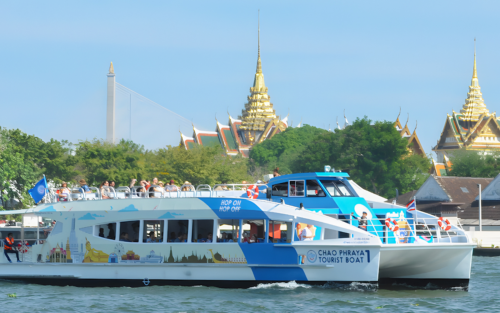 Travelling to Ancient Siam Bangkok by Chao Phraya Express Boat