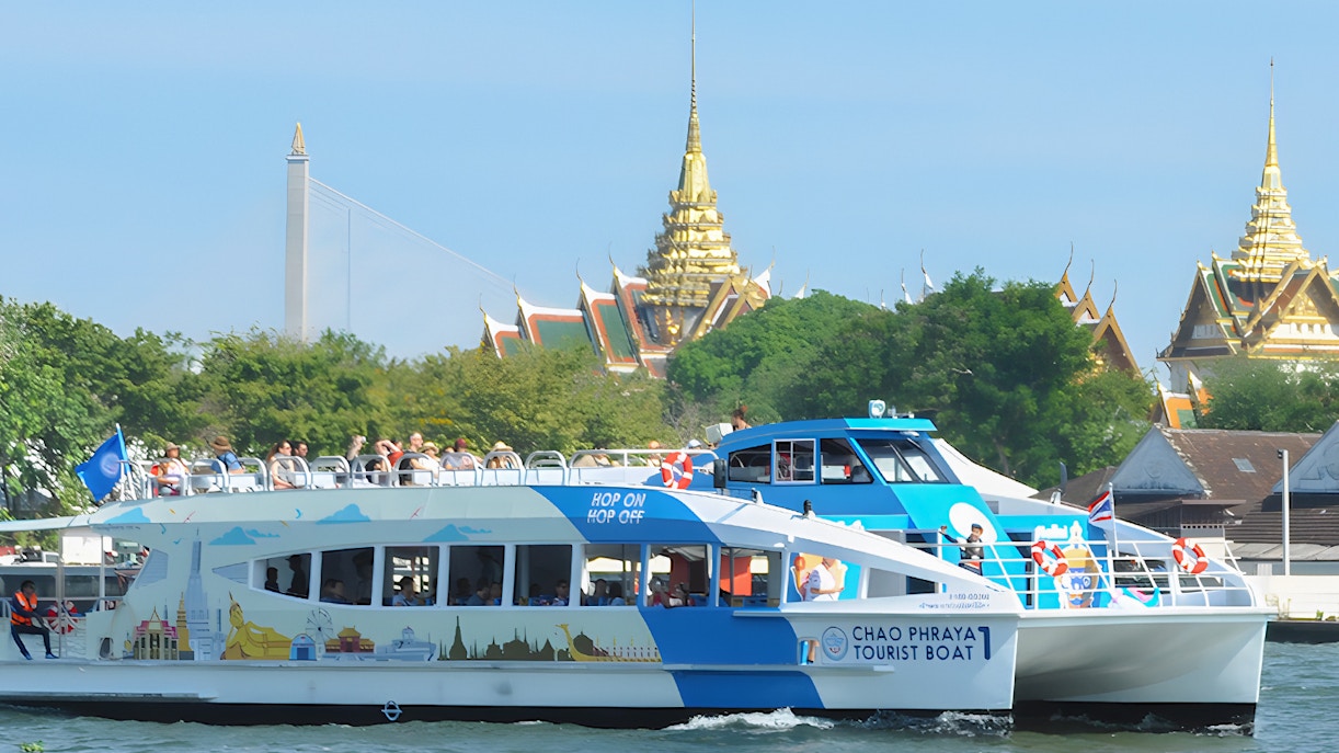 Travelling to Ancient Siam Bangkok by Chao Phraya Express Boat