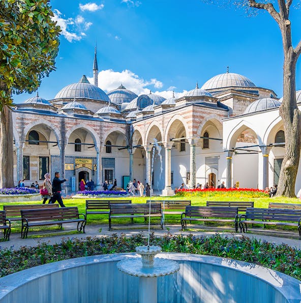 Plan your visit to Topkapi Palace: Essential info, timings and more