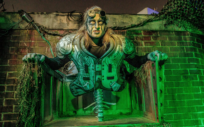 Performer in costume at Knott's Berry Scary Farm, Southern California.