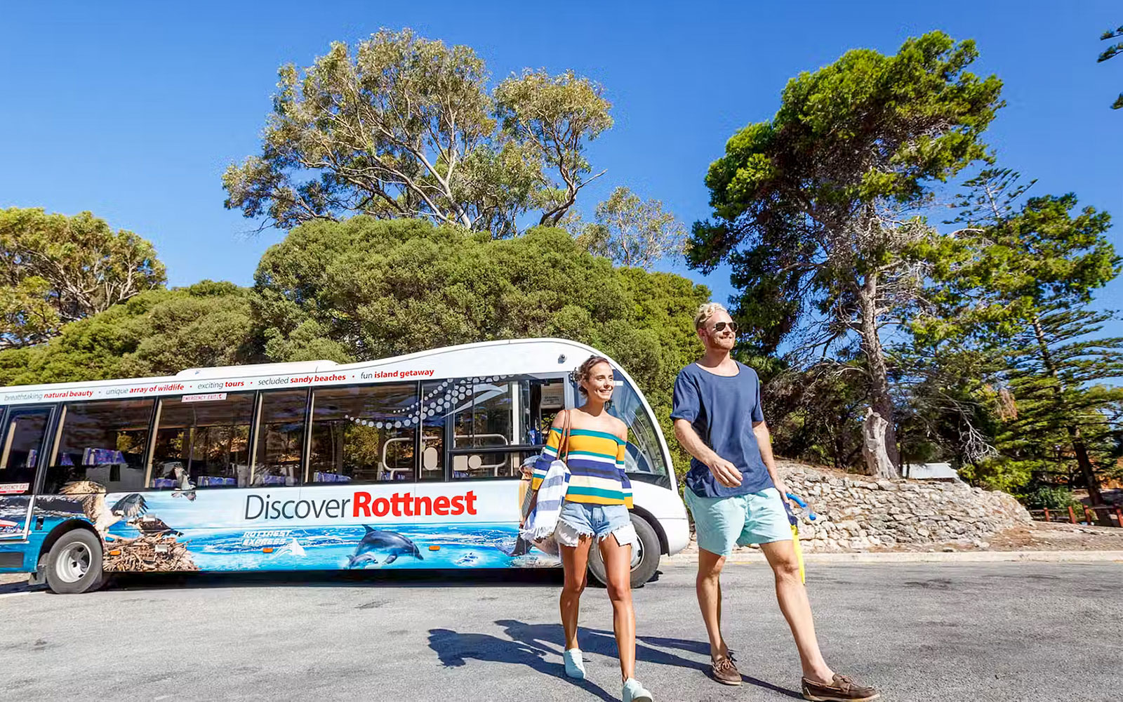 Rottnest Island Bus Tour mit malerischem Blick auf die Küste, Westaustralien.