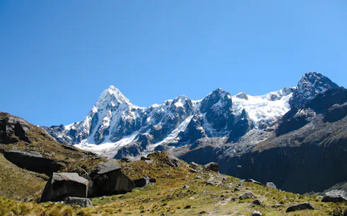 Santa Cruz Trek path with snow-capped peaks in Cordillera Blanca, Peru.