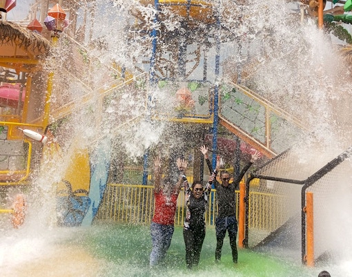 SplashMania Waterpark Tickets