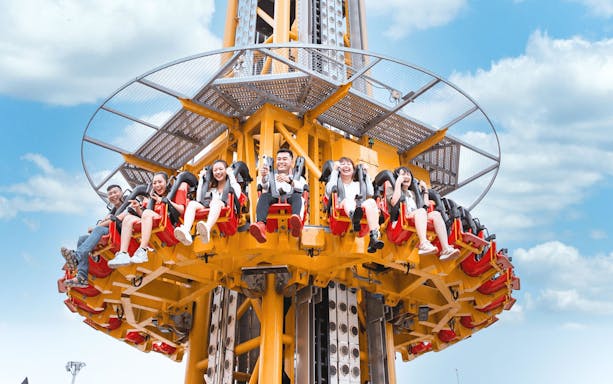 Tourists enjoying a ride on the Golden Skytower in Da Nang Downtown.