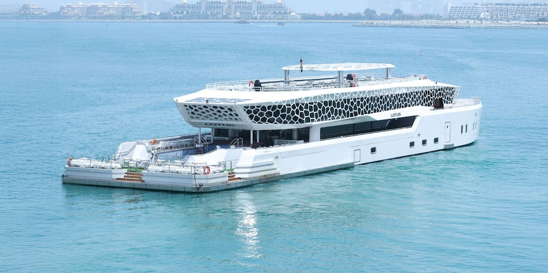 Rejsy imprezowe na jachtach w Dubaju