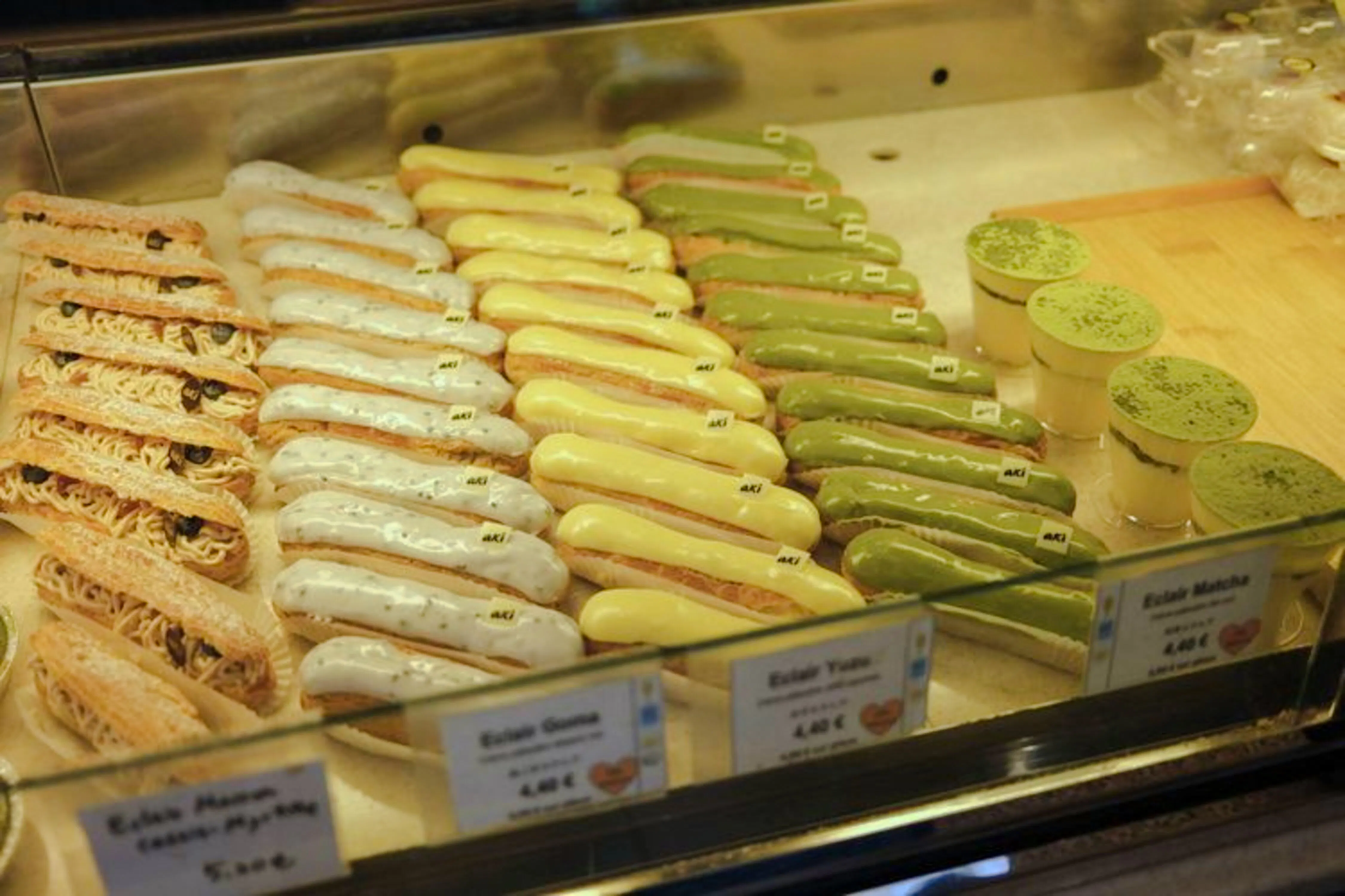 Paris Pastry Tasting and History Walking Tour from Tuileries to Little Tokyo Image 3
