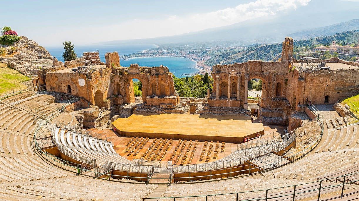 Ancient Theater of Taormina opening hours