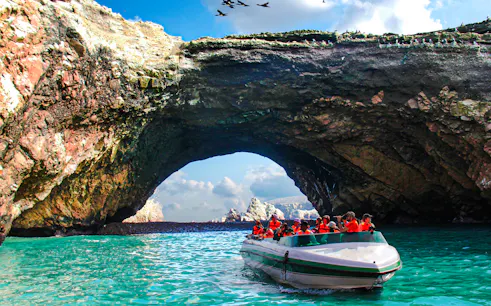 saindo de lima: tour de barco às ilhas ballestas e ao oásis de huacachina com buggy nas dunas e sandboard-1