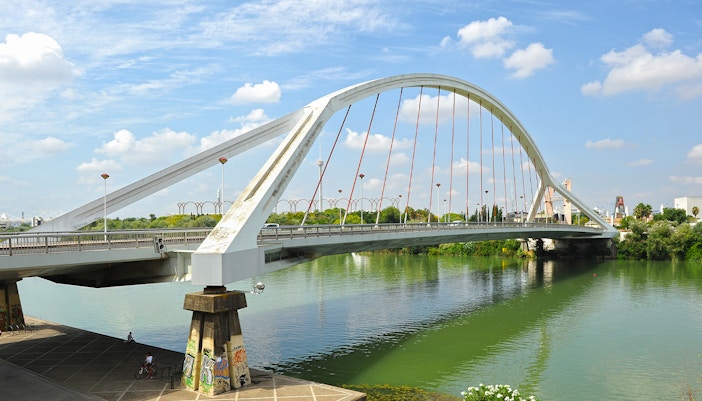 Barqueta Bridge