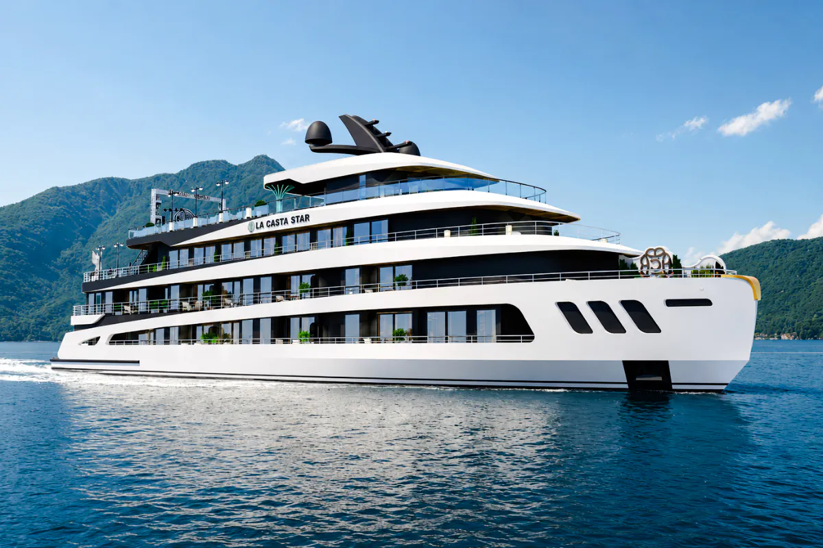 Ha Long & Lan Ha Bay 6-Star Luxury Overnight Cruise with Dark & Bright Cave Image 4